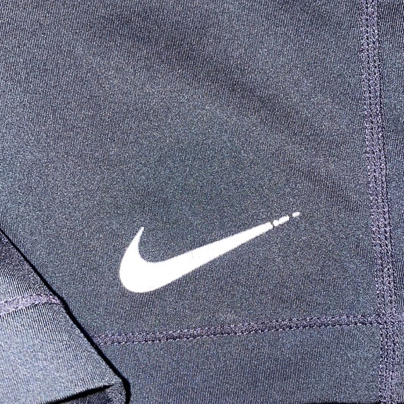 NIKE PRO SHORTS - Picture 2 of 4
